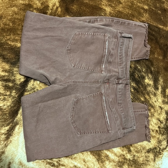 Cropped Pink Ripped Jeans - Picture 3 of 5